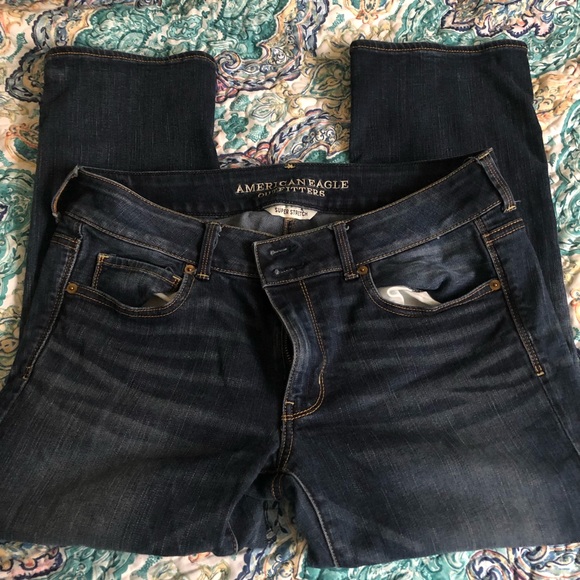 American Eagle Outfitters Denim - 🦋AE Dark Wash Artist Crop Jeans🦋 American Eagle Outfitters Denim - 🦋AE Dark Wash Artist Crop Jeans🦋